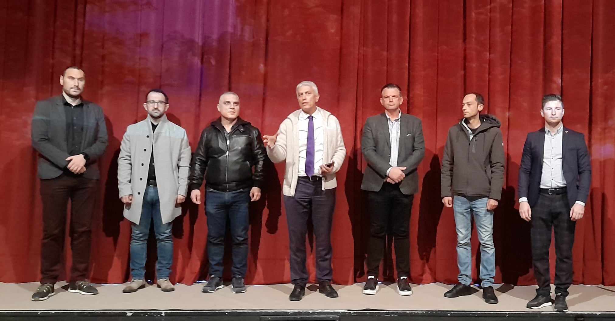 2 ΕΙΚΟΝΑ Ο ΜΙΚΡΟΣ ΠΡΟΓΚΙΠΑΣ