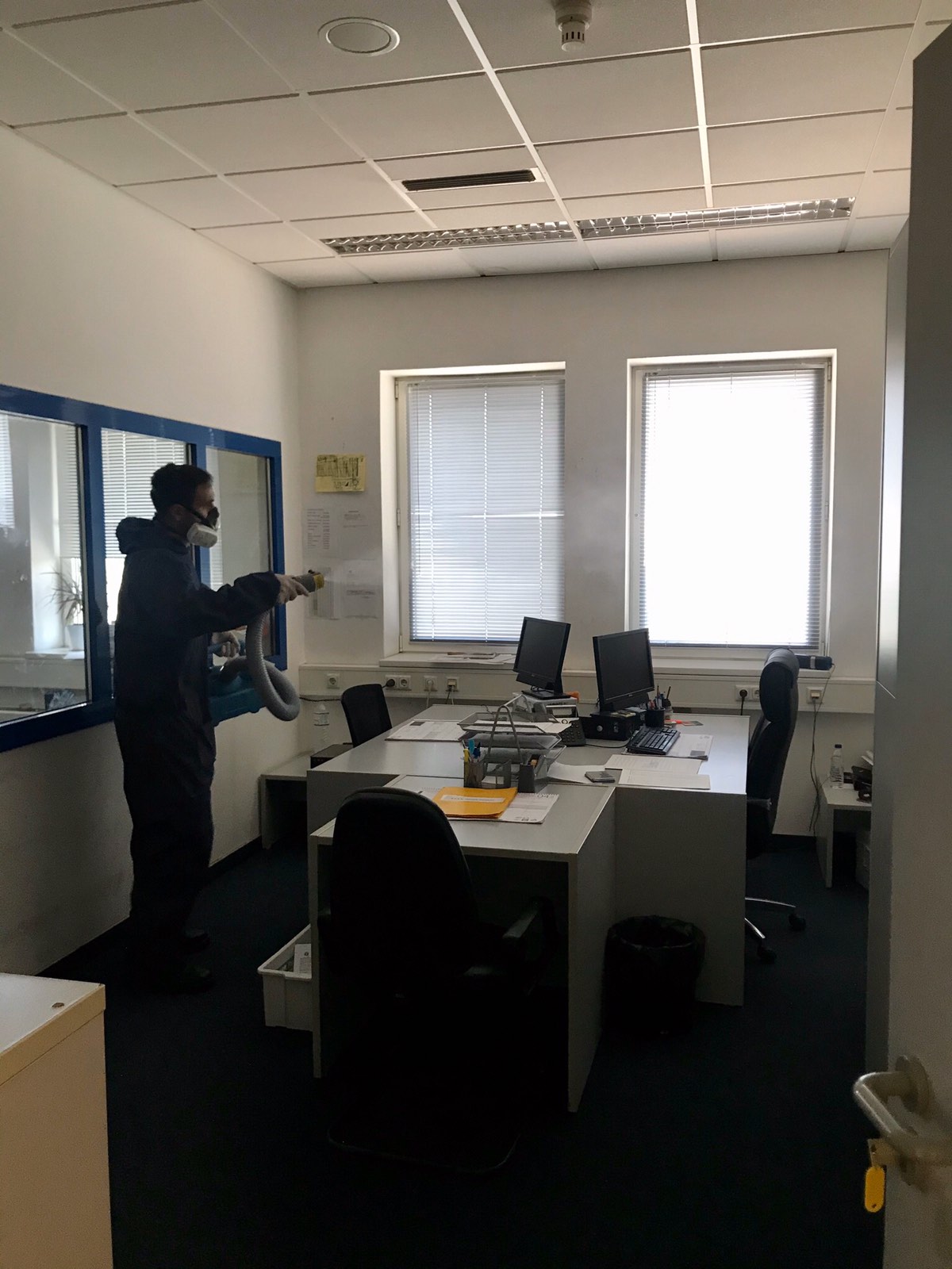 ΑΠΟΛΥΝΣΗ ΚΤΙΡΙΩΝ 12