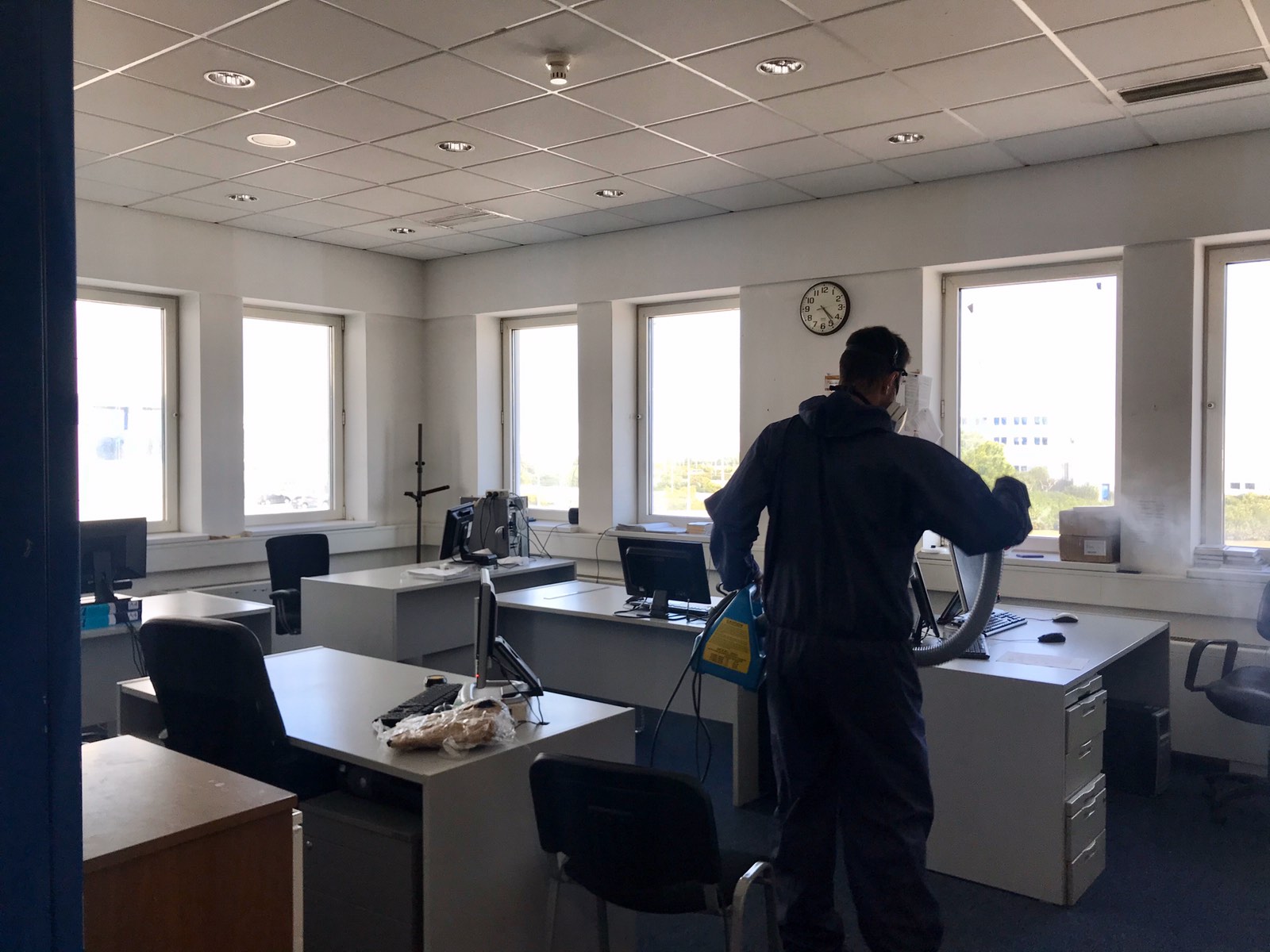 ΑΠΟΛΥΝΣΗ ΚΤΙΡΙΩΝ 16